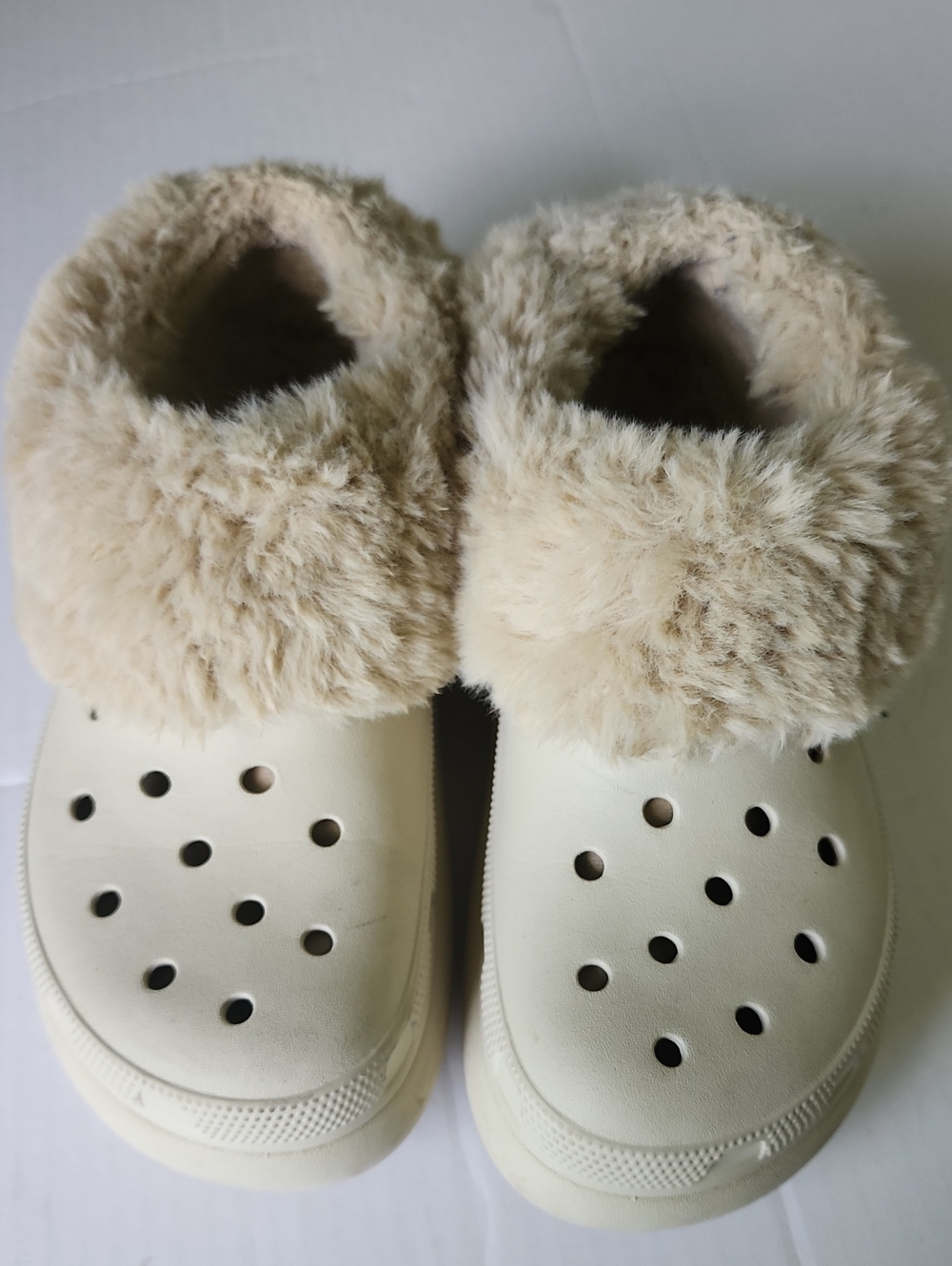 Crocs Faux-Fur Lined Slip-On Clog - Cream M6 W8